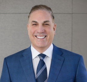 Michael Miremadi CFP Profile Picture